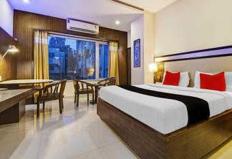 Capital O 82204 Hotel Annex allows 18 year olds to book a room