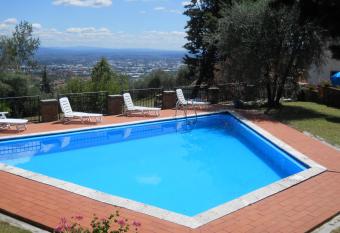 Nido d Aquila has Balcony rooms