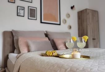 Suite No7 has Balcony rooms