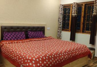 New mehdudia B&B has Balcony rooms