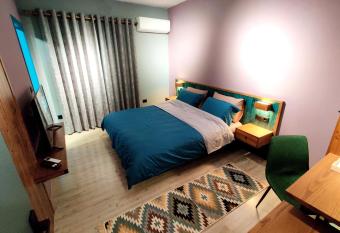 Piro s Cozy Rooms - City Centre allows 18 year olds to book a room