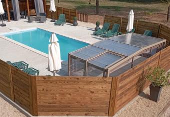 Les g  tes du petit Marcel allows 18 year olds to book a room