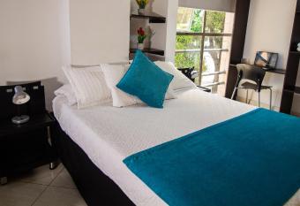 Aw Hotel Urban Estadio allows 18 year olds to book a room