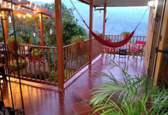 Relajante casa campestre has Balcony rooms