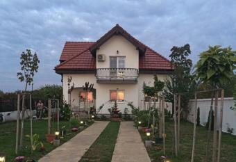 Blue Sky House has Balcony rooms