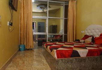 HOTEL DMC allows 18 year olds to book a room