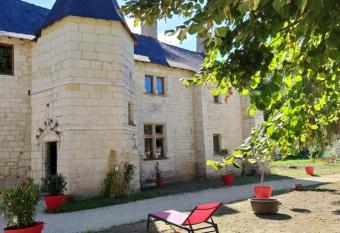 Propriete d une chambre avec jardin amenage et wifi a Courchamps has Balcony rooms