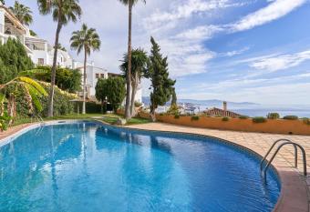 Villa Punta de la Mona has Balcony rooms