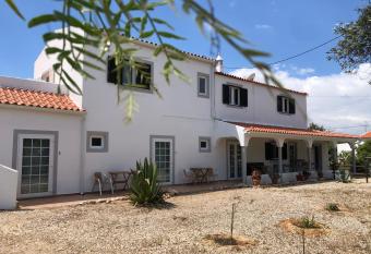 Casa Jardim Oasis has Balcony rooms
