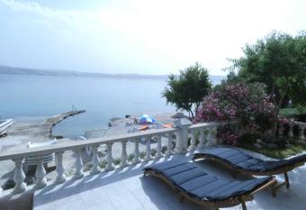 Apartmani Marija has Balcony rooms