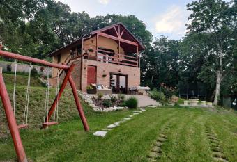 Krisztina Vend  gh  z Le  nyfalu - K  l  n  ll   - itt csak Ti vagytok has Balcony rooms