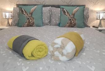 The musical Ceol Cottage 1-Bedroom - Sleeps four has Balcony rooms