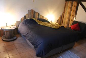 Bois & Repos has Balcony rooms