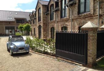 SEEBADHOF Berlin-Rangsdorf has Balcony rooms