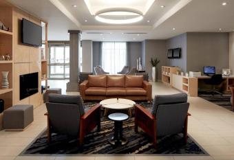 Fairfield Inn & Suites by Marriott Montreal Airport allows 18 year olds to book a room