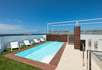 Cotillo House allows 18 year olds to book a room