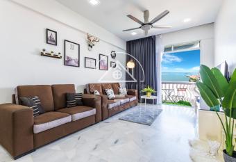 1-10Pax Port Dickson Glory Beach Resort Seaview has Balcony rooms