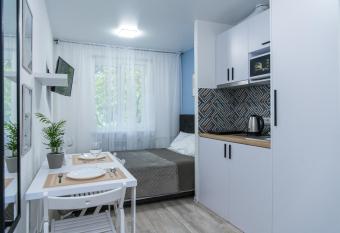 MF                            -                              106   allows 18 year olds to book a room