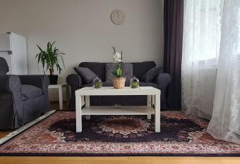 Bequem Und Flexibel has Balcony rooms