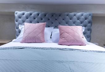 Rustic Luxury Apartment - Valjevo centre BID Zone has Balcony rooms