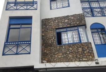 OYO 816 Oktowaves Hotel has Balcony rooms