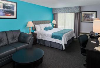 Days Inn by Wyndham Sudbury & Conference Centre allows 18 year olds to book a room
