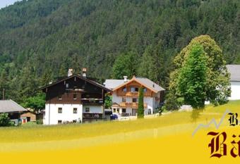 Berggasthof B  rnstatt allows 18 year olds to book a room