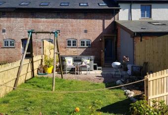 Cosy cottage in the Blackdown Hills Devon has Balcony rooms