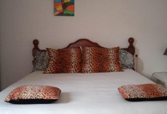 Vista Alegre allows 18 year olds to book a room