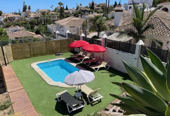 Nice and spacius villa near Fuengi has Balcony rooms