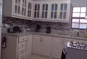 Michand Guest Apartment- Cozy one/two bedroom- 5 minutes from airport. has Balcony rooms