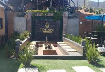 Temexkal Resort has rooms with a private hot tub