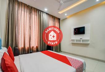 OYO Hotel Galaxy allows 18 year olds to book a room