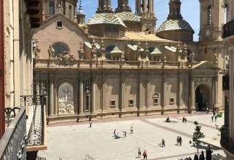 AZ El Balc  n de Rey Alfonso IV has Balcony rooms