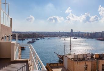 Sant Antnin Penthouse has Balcony rooms