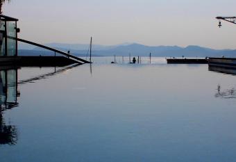 Best Western Premier H  tel du Vieux-Port has Balcony rooms