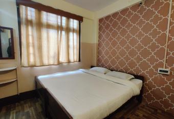 Capital O Sillery Gaon allows 18 year olds to book a room