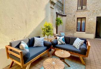 Chambres d h  tes Le Maroni has Balcony rooms