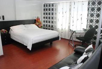 Hotel Ecoferia Boutique allows 18 year olds to book a room