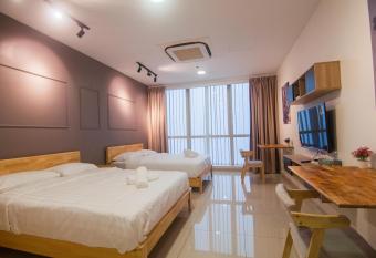 Pinnacle PJ By IdealHub allows 18 year olds to book a room