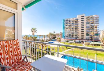 Sunny Seaside Apartment has Balcony rooms