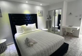 Douglas Highway Inn Hotel has Balcony rooms