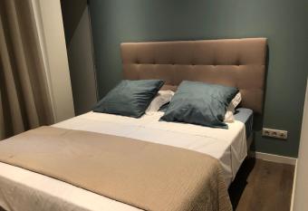 Belle Rade Les Sardines allows 18 year olds to book a room