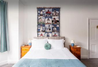 Brackenbury House allows 18 year olds to book a room