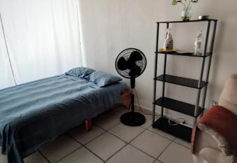 IOW4 HN Yoga Lounge allows 18 year olds to book a room