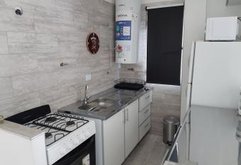 Departamento nuevo allows 18 year olds to book a room