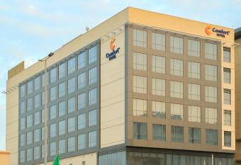 Comfort Hotel Jeddah King Road allows 18 year olds to book a room