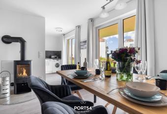 Place to be allows 18 year olds to book a room