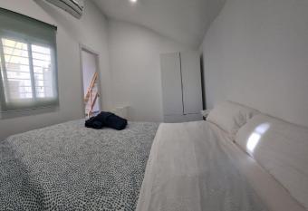 #2# Apartamento JACUZZI XL Sevilla Centro has rooms with a private hot tub