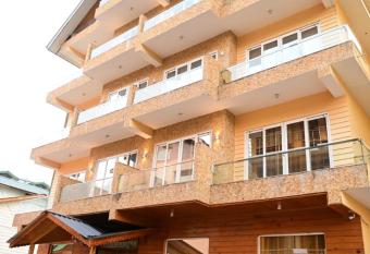 Manali View By WB Resorts allows 18 year olds to book a room